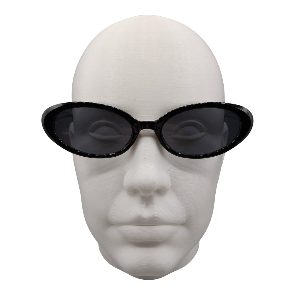 Fashion Nova x Janet Guzman Black Oval Sunglasses ZDJYL481030